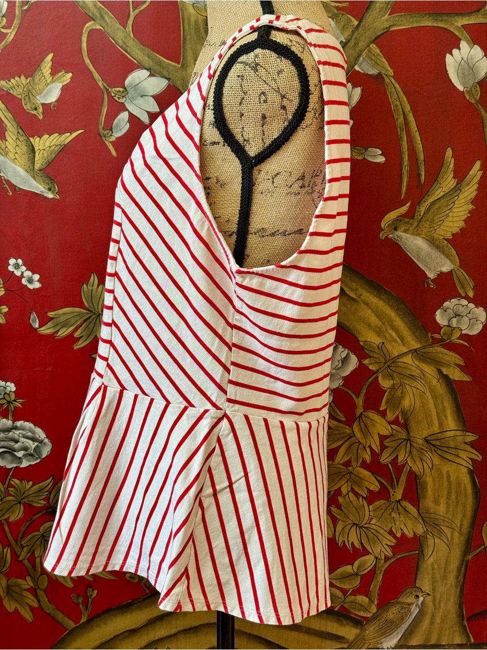 Women’s “Leifnotes” Pleated Tank | #J38 - Picture 5 of 13